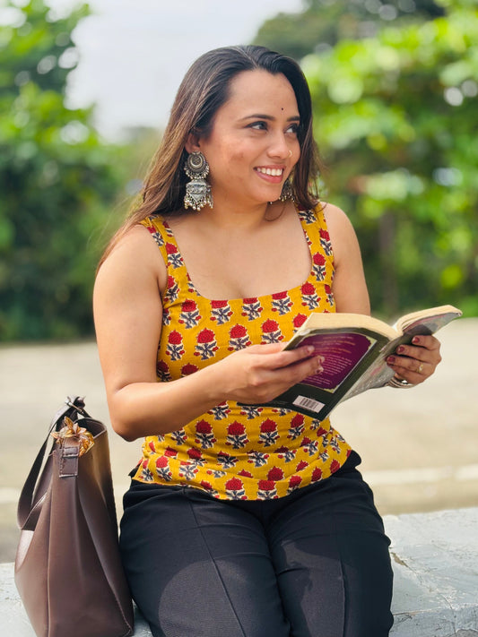 Peeli Dhoop – Kalamkari Cinched-Back Top