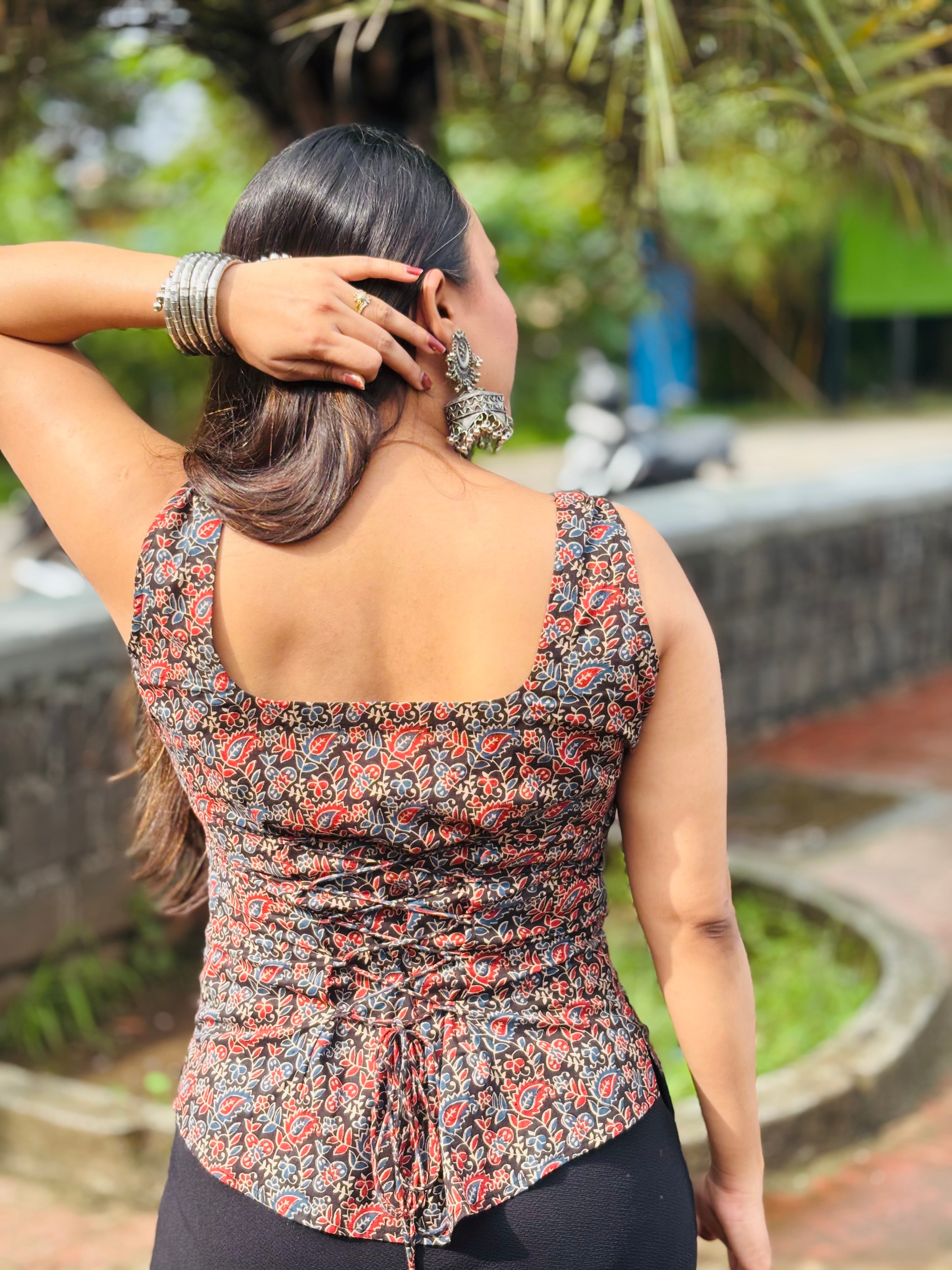 Cinched Back Kurti