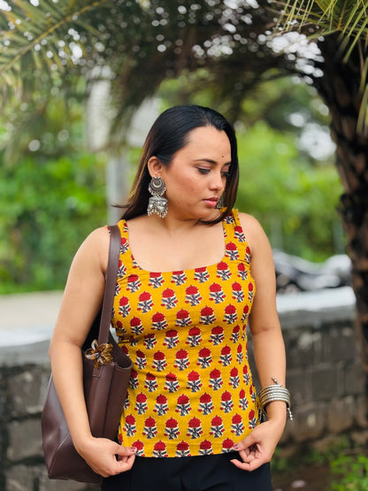Peeli Dhoop – Kalamkari Cinched-Back Top